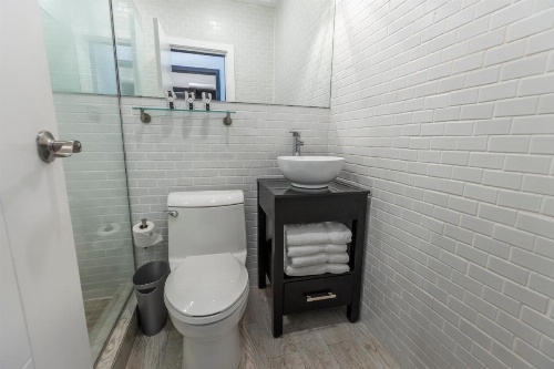 Catalina Hotel & Beach Club image 29